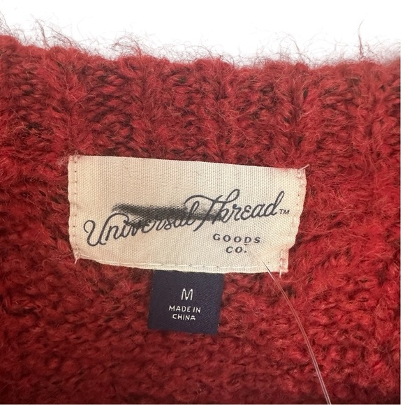 Universal Thread Women's Cable Knit Crewneck Pullover Sweater Red - Size M - Picture 4 of 6